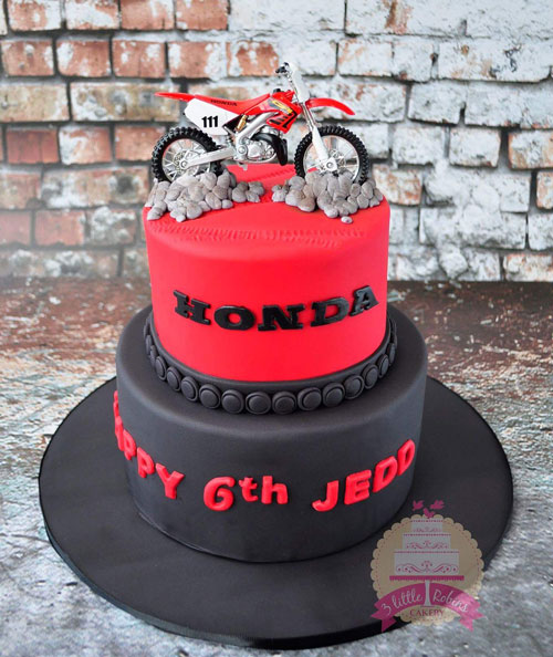 Honda Motorcross cake by Little Robins Cakery