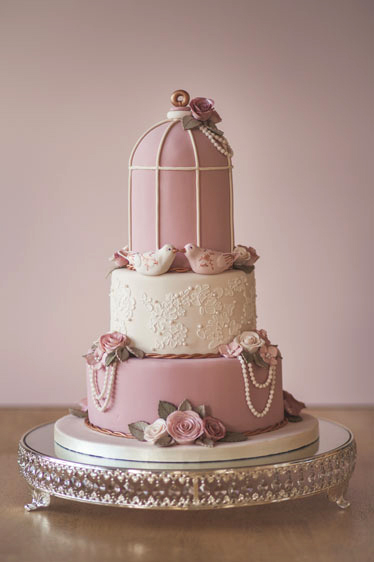 Wedding Cake by Nicola Wilhelmsen